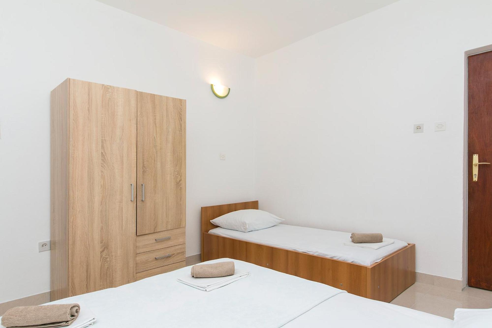 Apartments By The Sea Podaca, Makarska - 4734 Rom bilde
