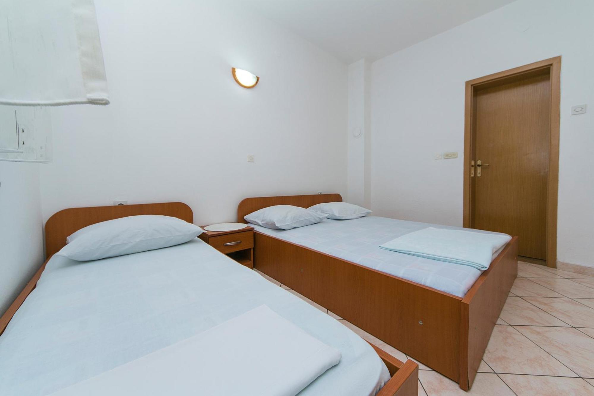 Apartments By The Sea Podaca, Makarska - 4734 Rom bilde